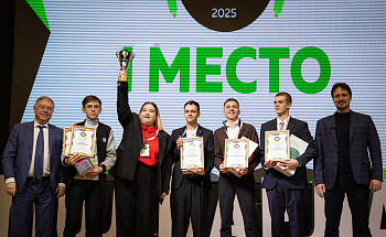 Какой округ столицы лучше всех владеет словом?