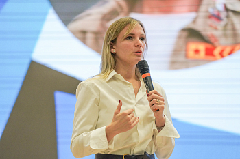 Юлия Дрожжина: «Можно говорить много и красиво, но люди хотят видеть вашу искренность»