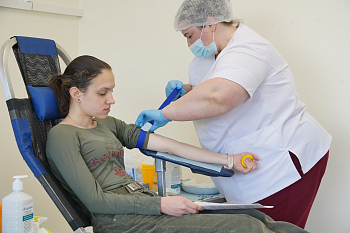 Молодые парламентарии вступили в федеральную команду доноров костного мозга 