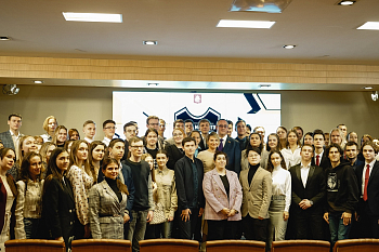 Какой была «Школа молодого политика» в 2023 году?