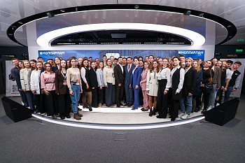 Депутат Мосгордумы Александр Семенников  встретился с участниками «Школы районных лидеров»