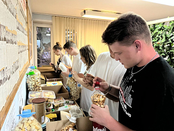 Молодые парламентарии помогают участникам СВО