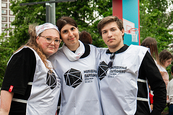 Активная молодежь столицы организует более 80 семейных фестивалей «Наш двор – Добрые соседи» 