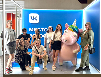 В 2025 году Клуб блогеров Молпарлама организовал свыше 50 блог-туров