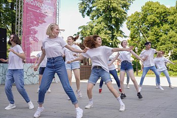 «Москва – молодость»: молодые парламентарии организовали масштабный фестиваль в День молодежи