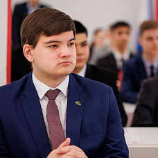 Павлов Денис