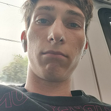 Матвеев  Владимир 