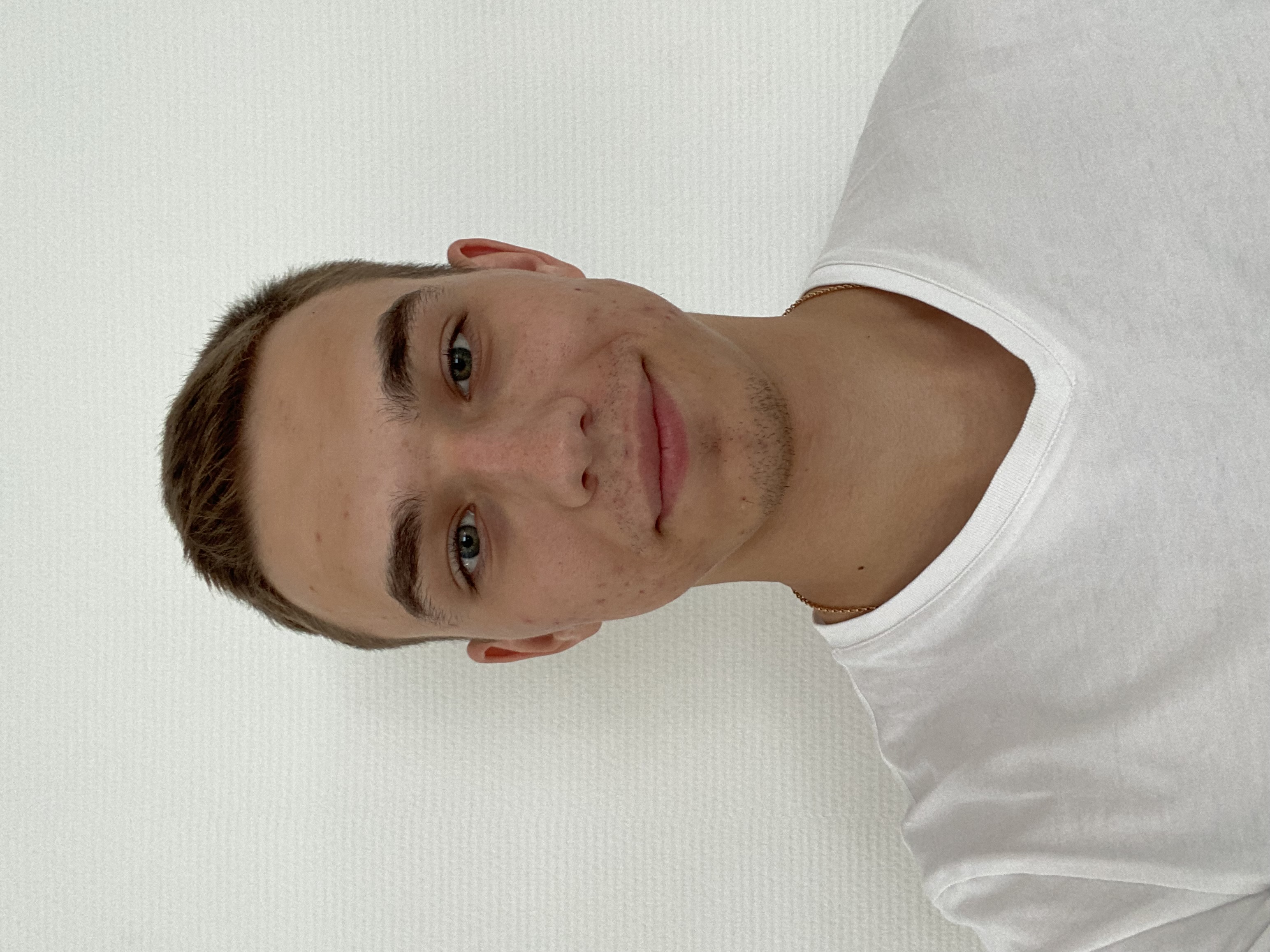 Гаврилов  Андрей