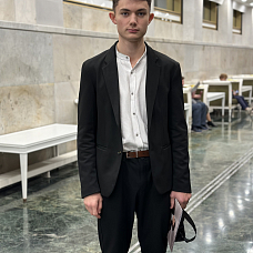 Медетханов Адам