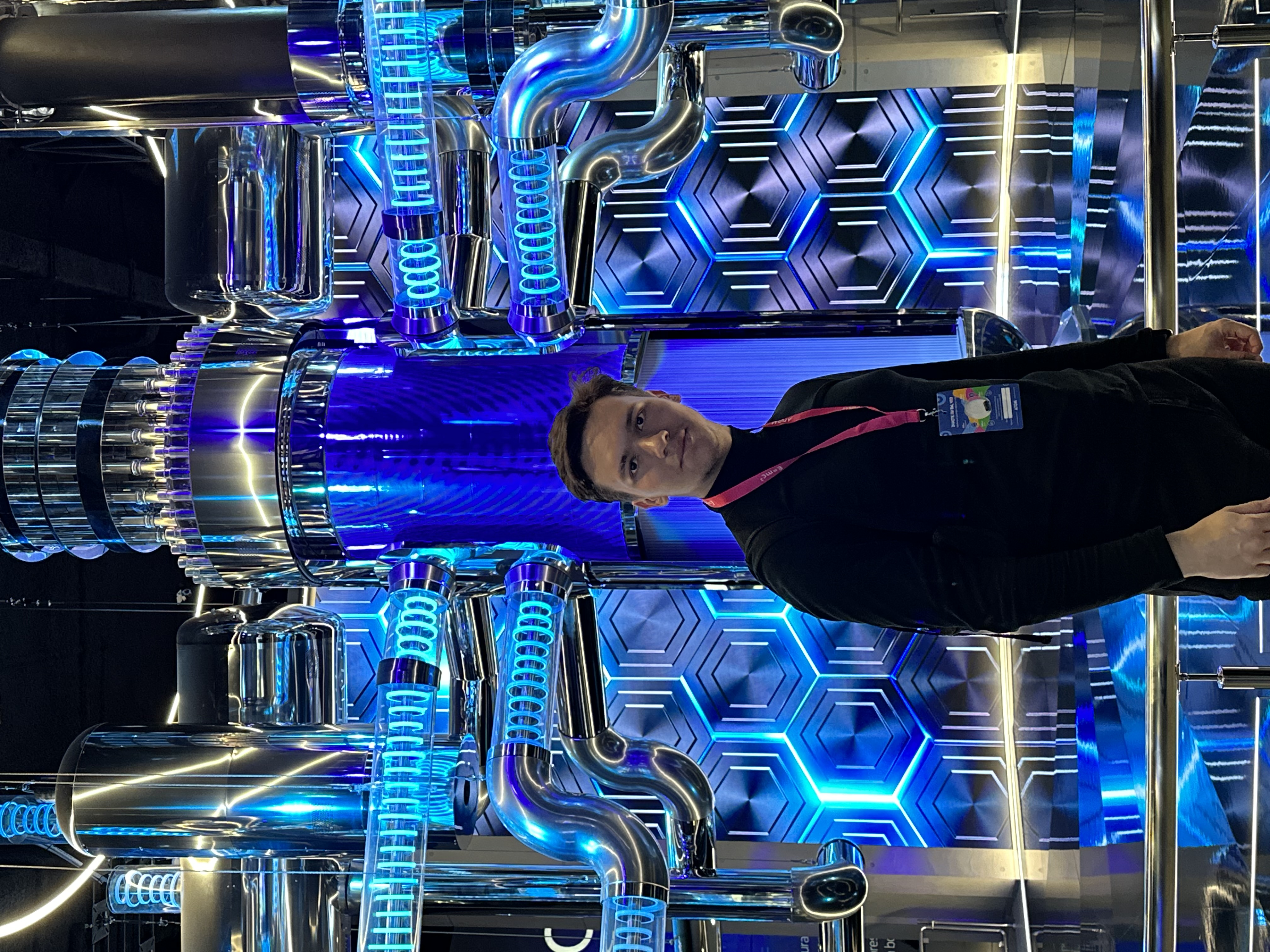 Никитин  Роман 