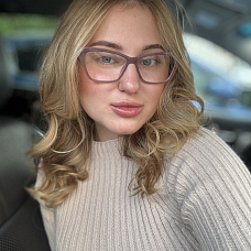 Заплавная  Виктория 