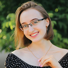 Смелова  Влада 