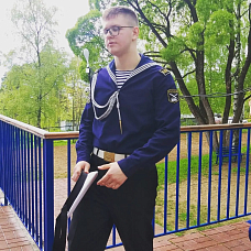 Максим Михайлов